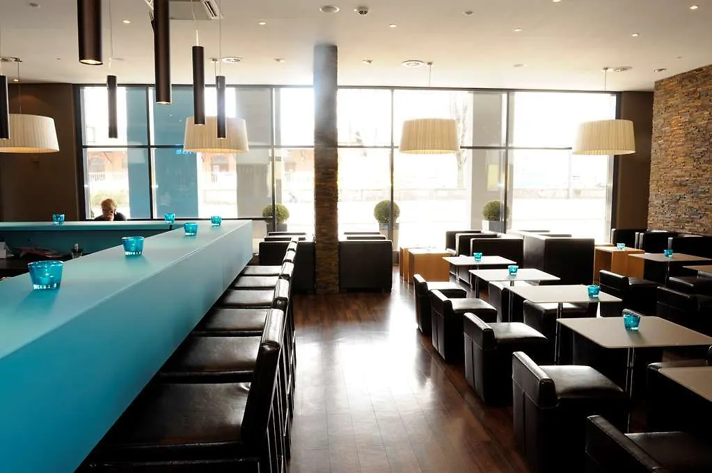 Motel One Muenchen-East Side 3*, Munich